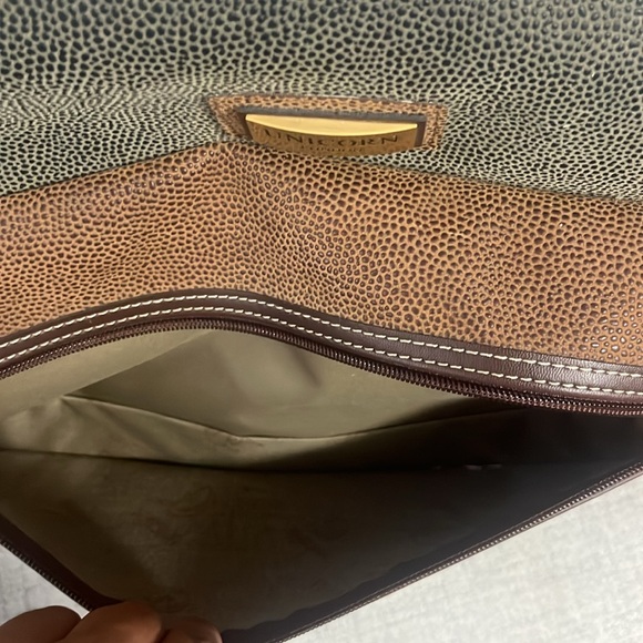 Unicorn London brown and green travel bag with gold hardware - Picture 6 of 8